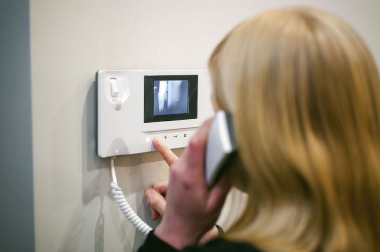 visiophone connecte - avantage et devis