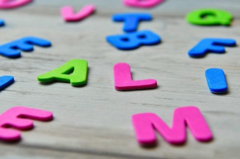 lettres adhesives grand format