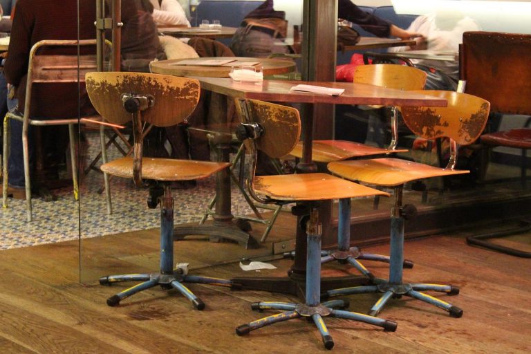 Pourquoi intégrer du mobilier industriel pour la décoration de sa maison ?