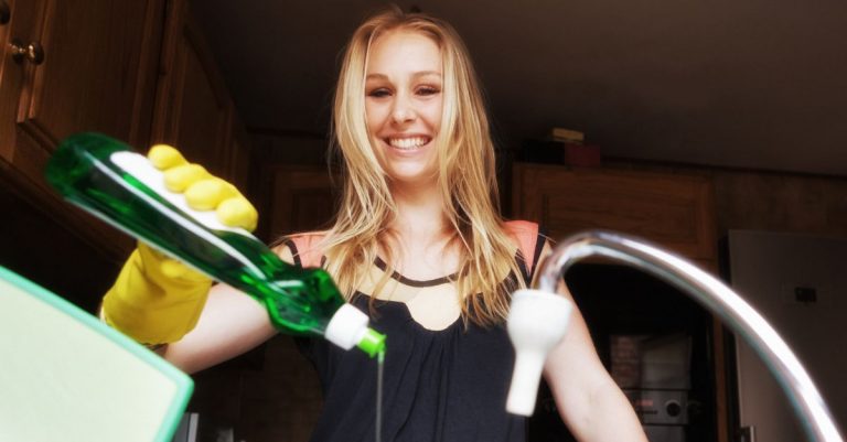ne jamais nettoyer ces choses au liquide vaisselle