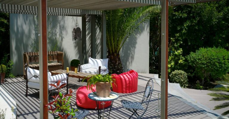 Les astuces pour protéger sa terrasse du vent